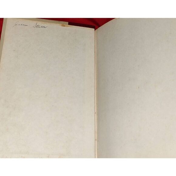 Funk & Wagnalls Standard Desk Dictionary Volumes 1 & 2-A to Z - Picture 6 of 9